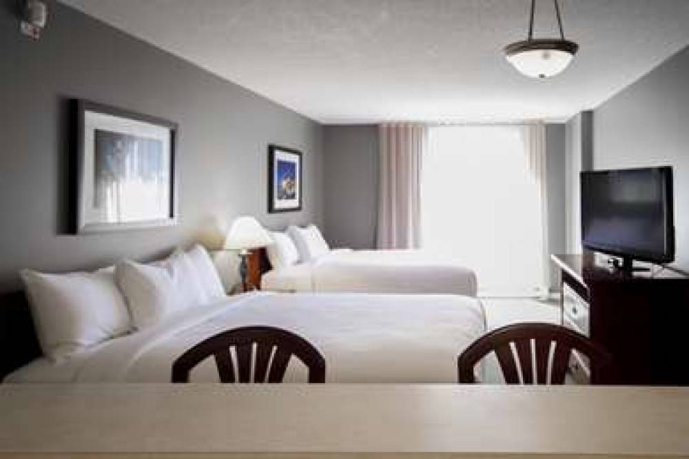 HOTEL FAUBOURG MONTREAL 5