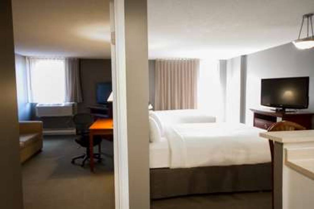 HOTEL FAUBOURG MONTREAL 10