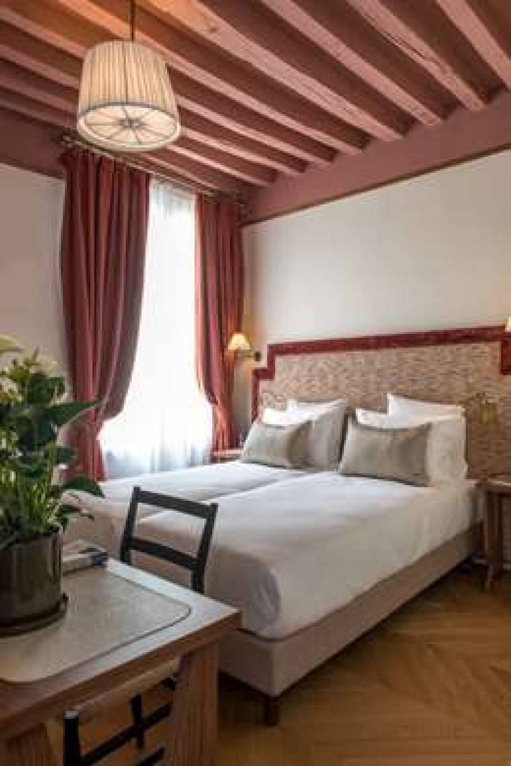 HOTEL FOUGERE 7