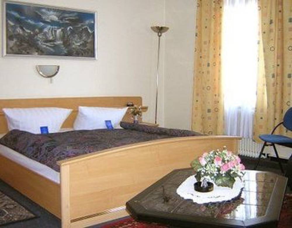 Hotel Garni Djaran 1