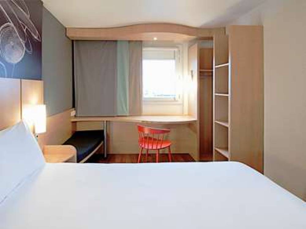 HOTEL IBIS SISTERON 2