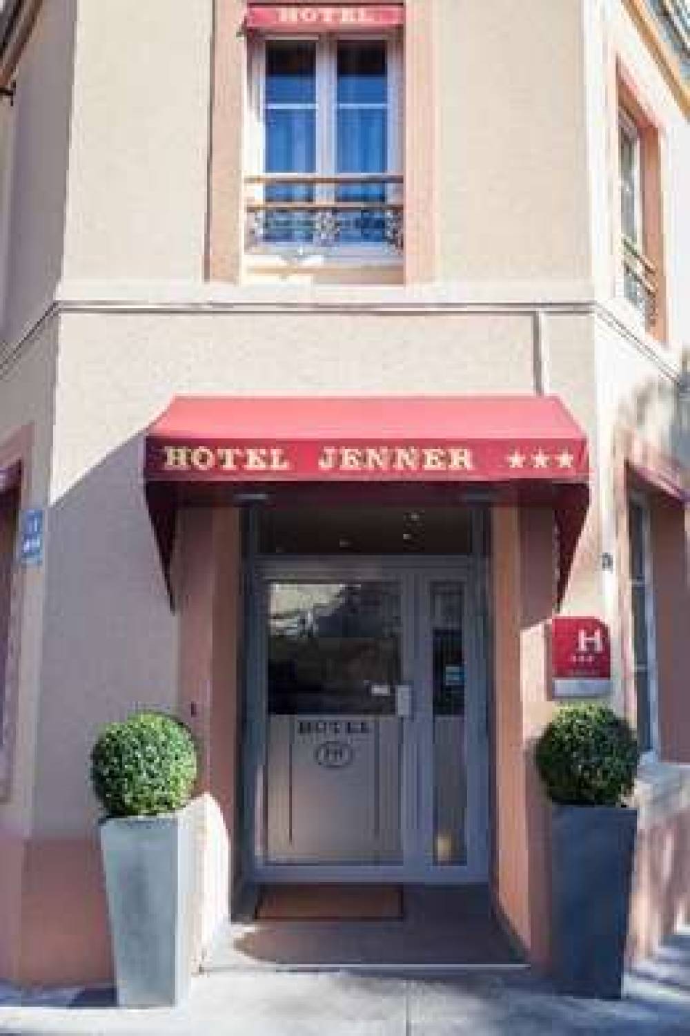 HOTEL JENNER *** 2