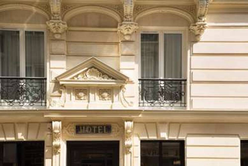 HOTEL LE 10 BIS 2