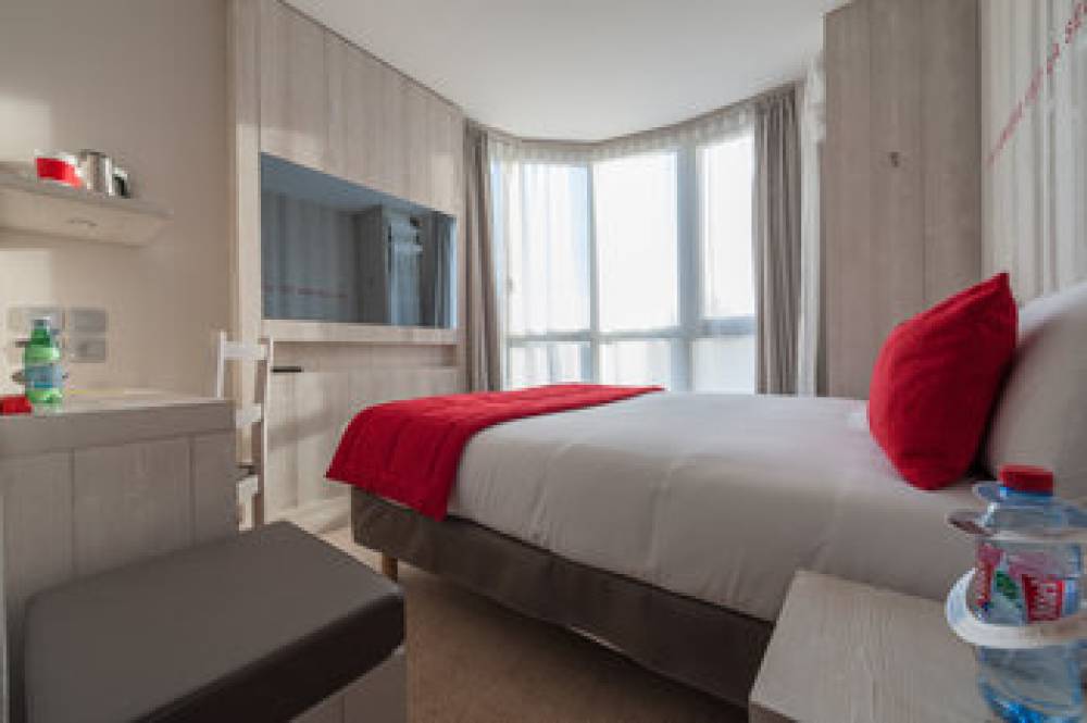 HOTEL LE 209 PARIS BERCY 8