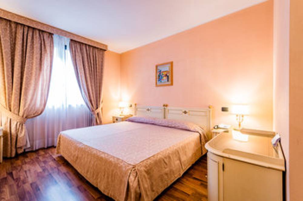 HOTEL LUCREZIA BORGIA 7