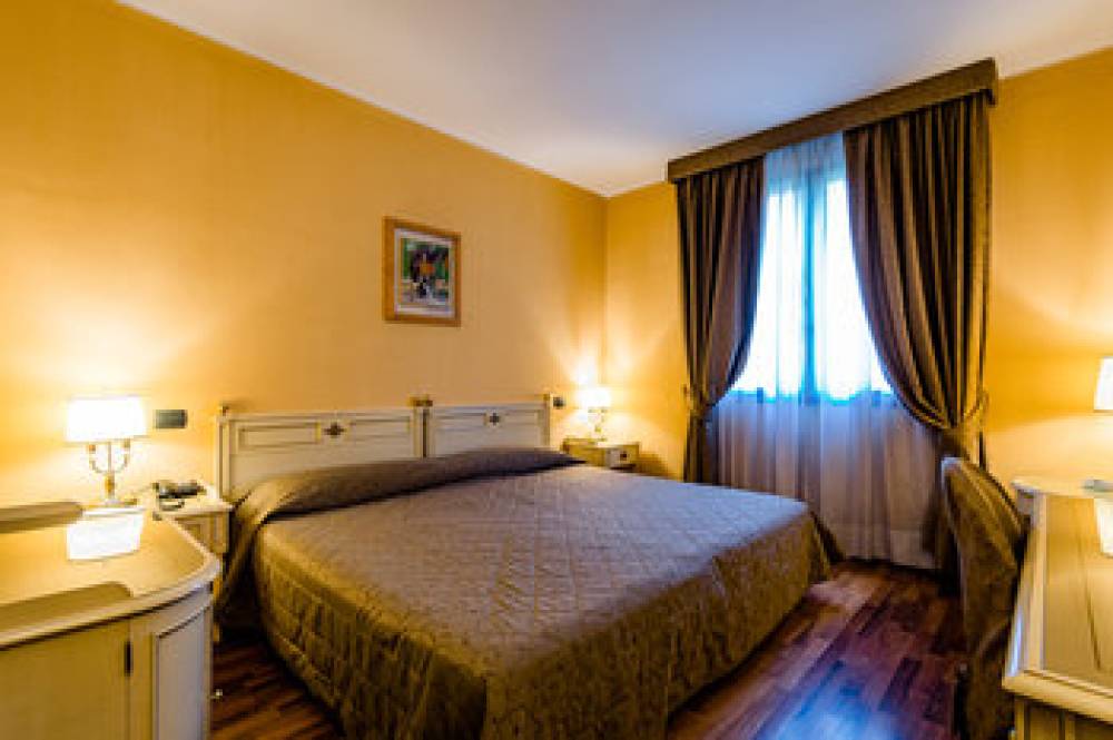 HOTEL LUCREZIA BORGIA 8