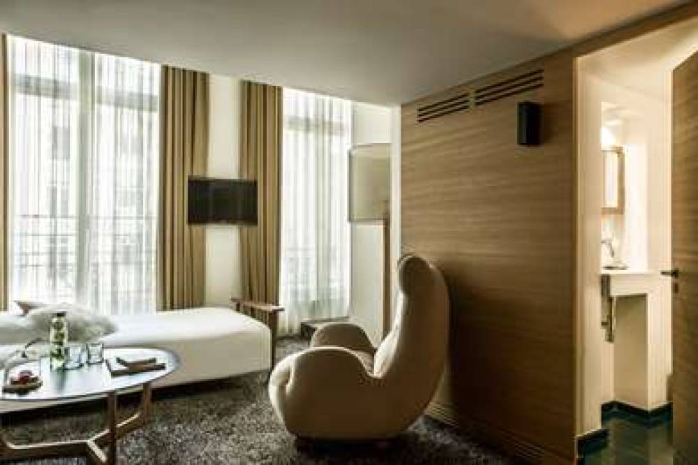 HOTEL MARIGNAN CHAMPS ELYSEES 3