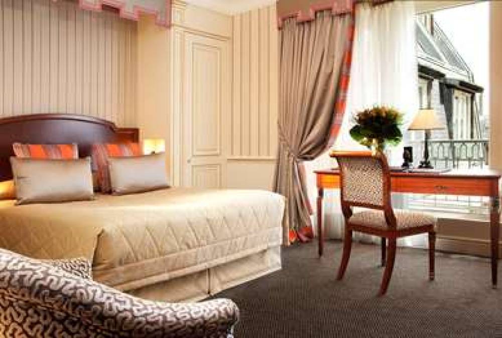 HOTEL NAPOLEON PARIS 6