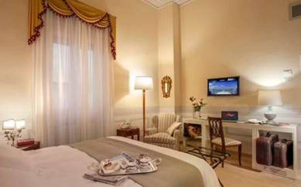 HOTEL PALACE VIAREGGIO 9