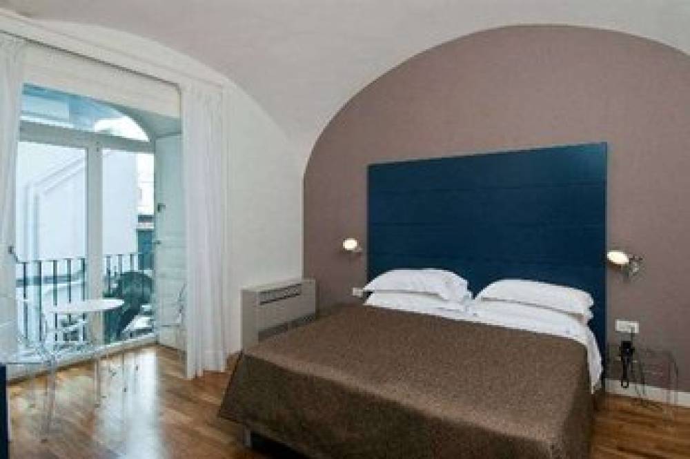 HOTEL PIAZZA BELLINI 2