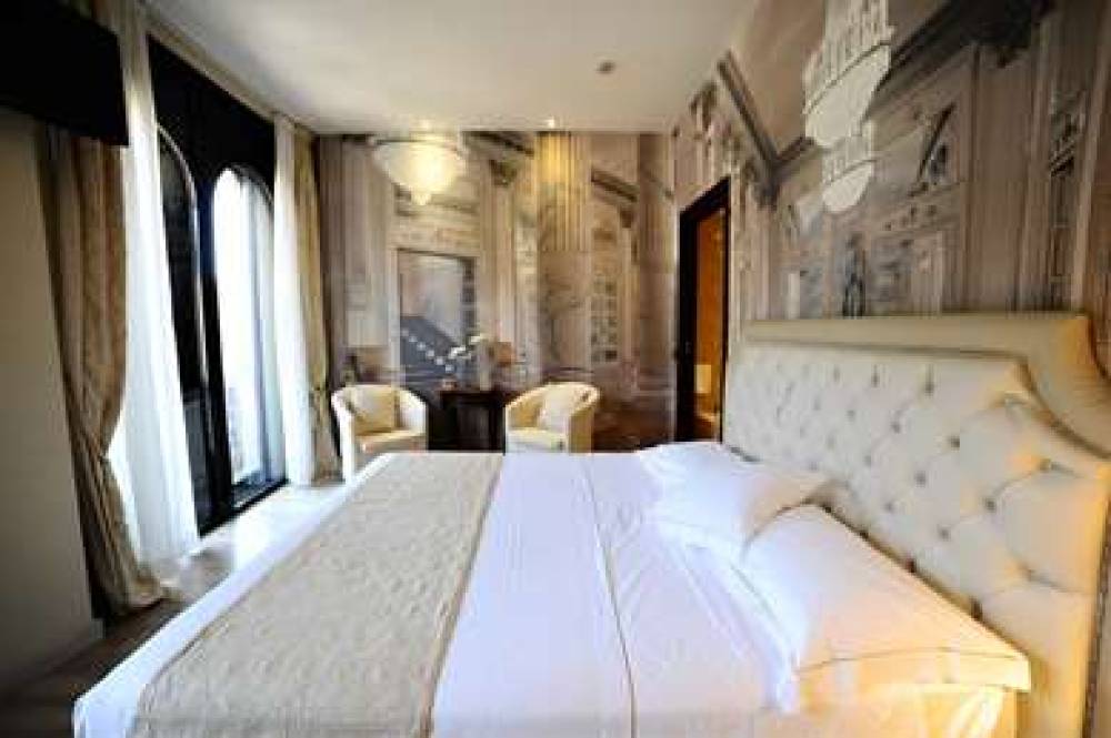 HOTEL PIERRE MILANO 9