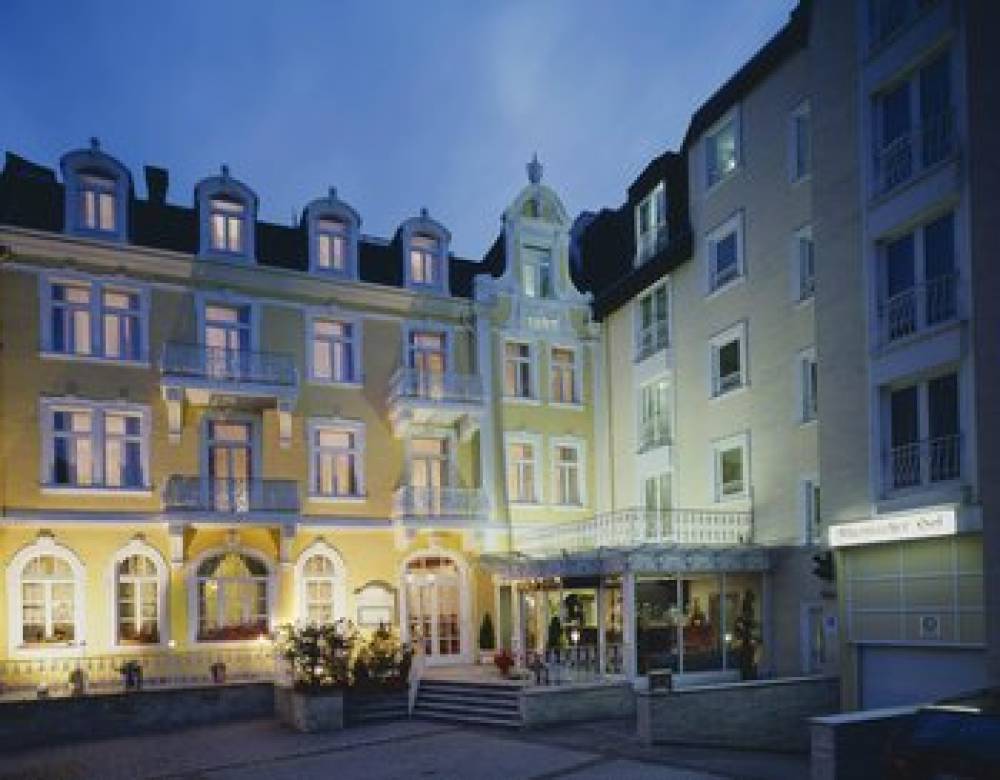 HOTEL RHEINISCHER HOF 1