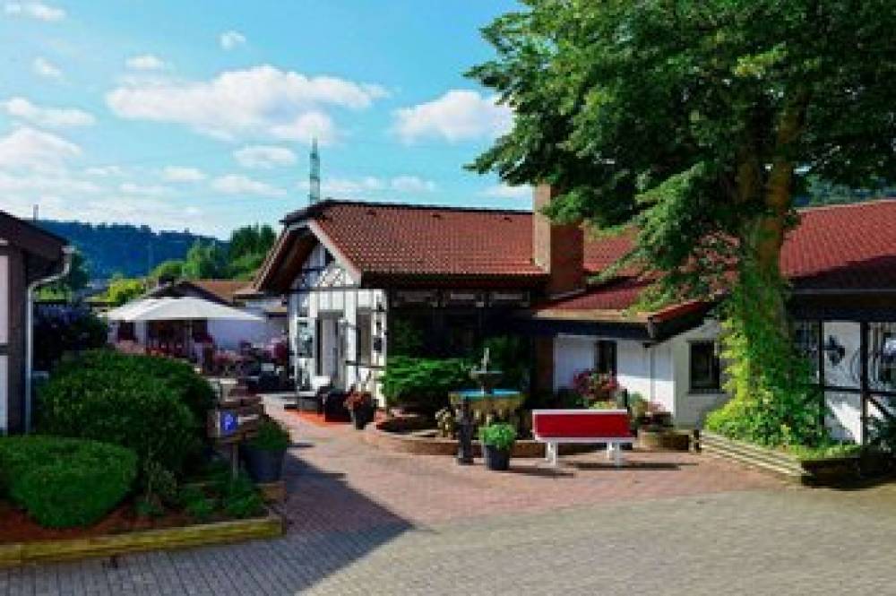 HOTEL ROSENHOF GMBH 1