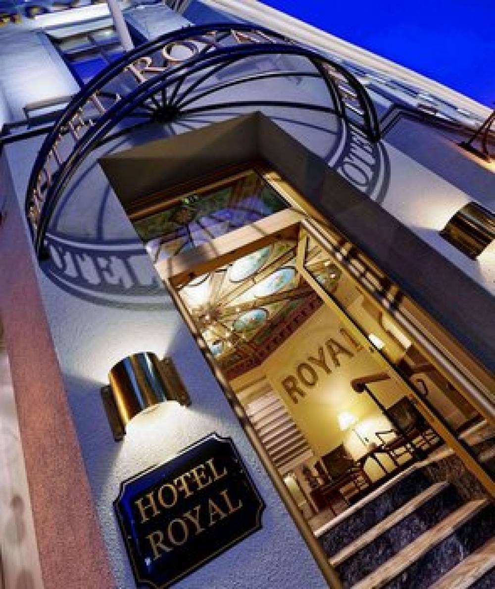 HOTEL ROYAL 1