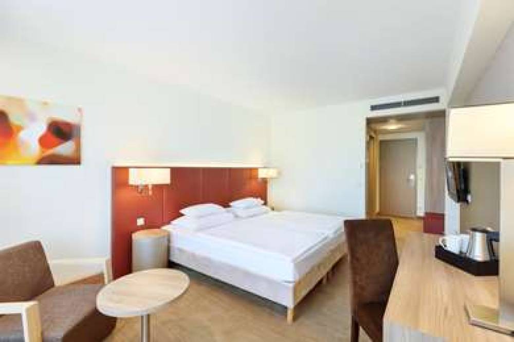 HOTEL SCHILLERPARK LINZ, RD IND 9