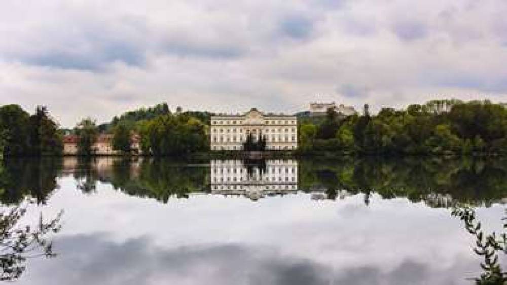 HOTEL SCHLOSS LEOPOLDSKRON 1