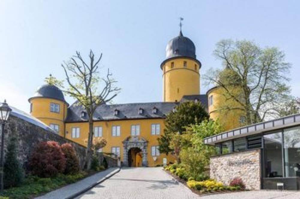 HOTEL SCHLOSS MONTABAUR 1