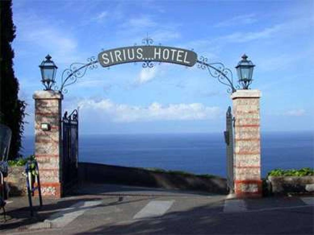 Hotel Sirius 4