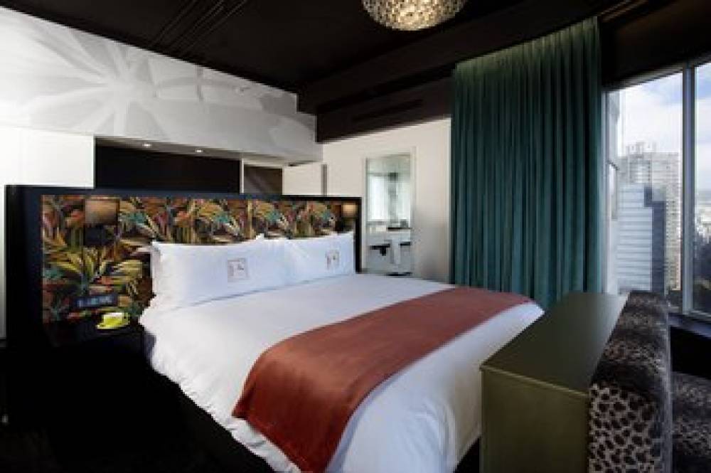 HOTEL SKY CAPE TOWN 5