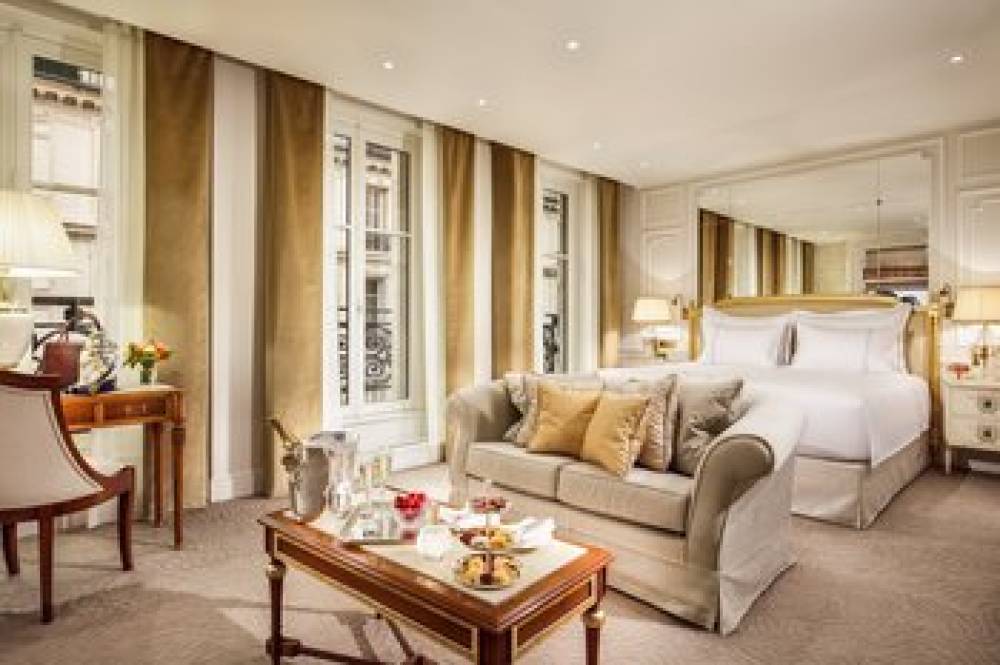 HOTEL SPLENDIDE ROYAL PARIS 4