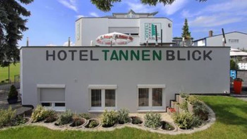 HOTEL TANNENBLICK 1