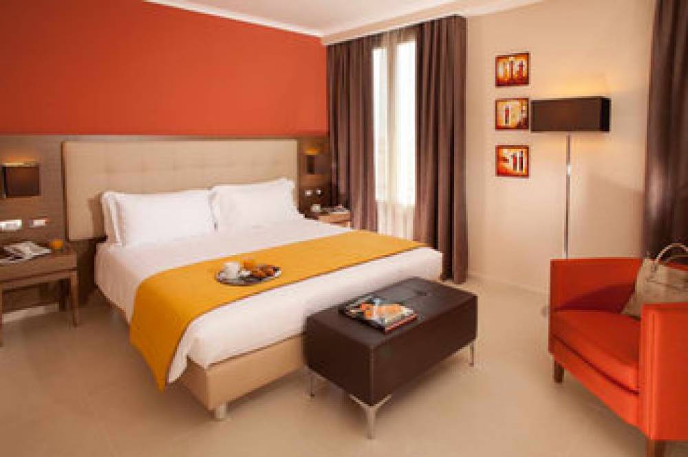 HOTEL TIBER 7