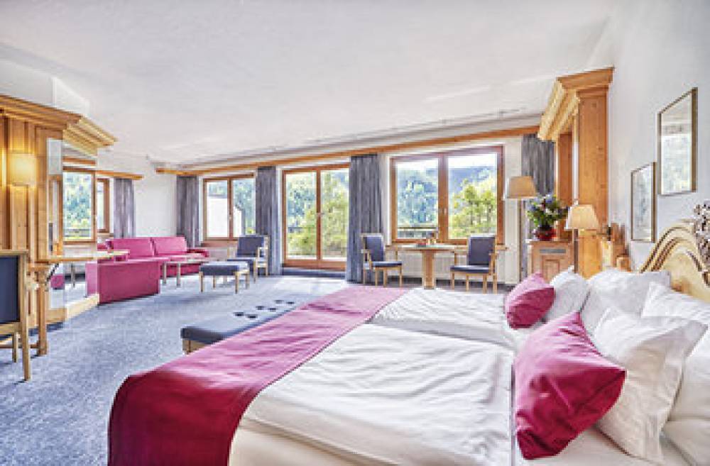 HOTEL TRAUBE TONBACH 8