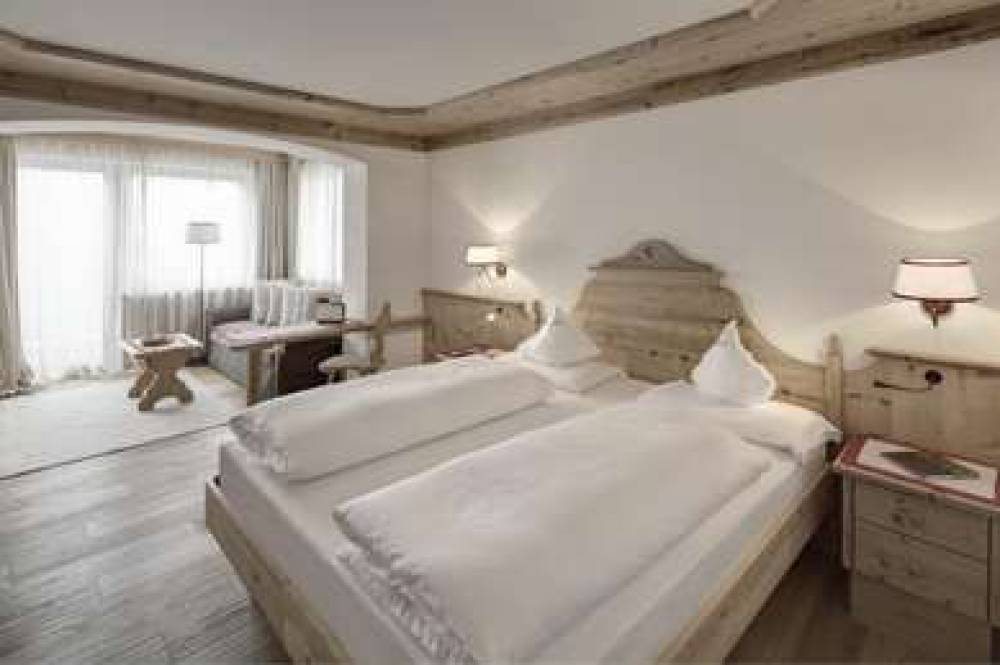 HOTEL TYROL 10