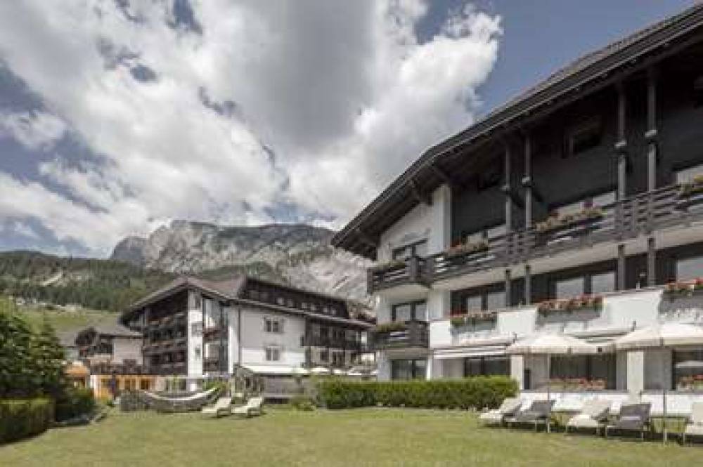 HOTEL TYROL 4