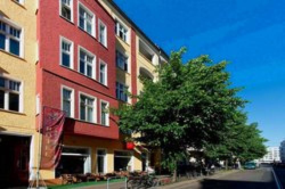 HOTEL ZARENHOF FRIEDRICHSHAIN 5