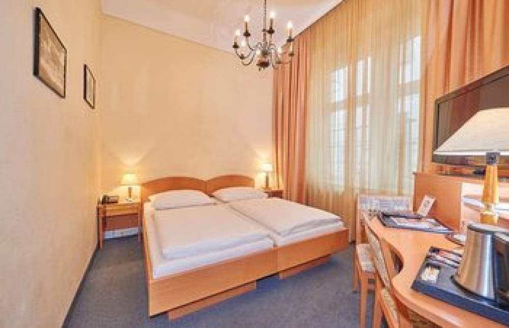 HOTEL ZIPSER 7