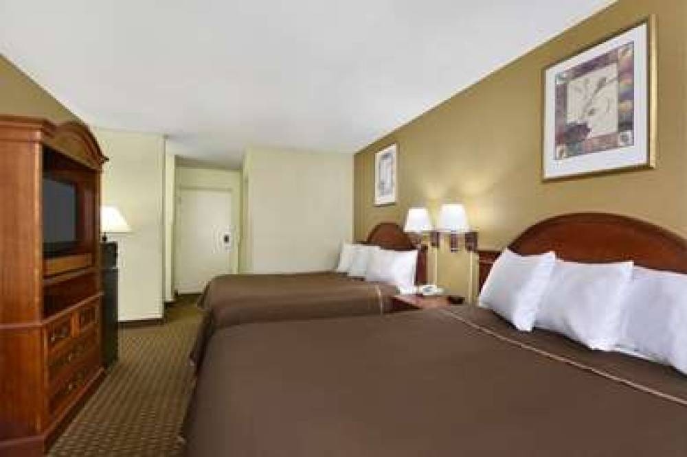 Howard Johnson By Wyndham Allentown Dorney Hotel & Suites 5