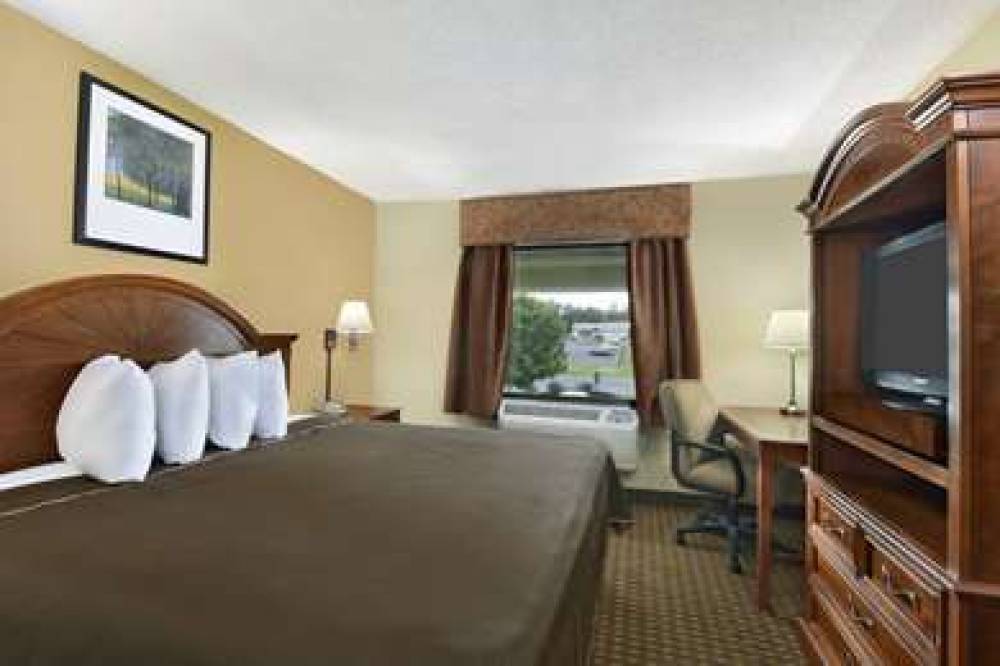 Howard Johnson By Wyndham Allentown Dorney Hotel & Suites 8