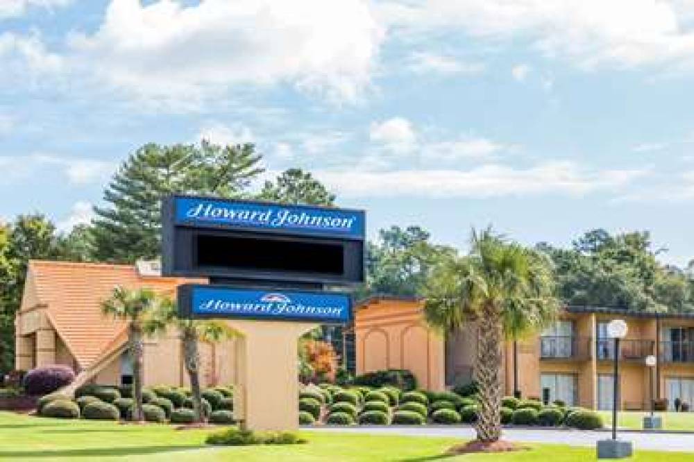 HOWARD JOHNSON BY WYNDHAM ATHENS 1