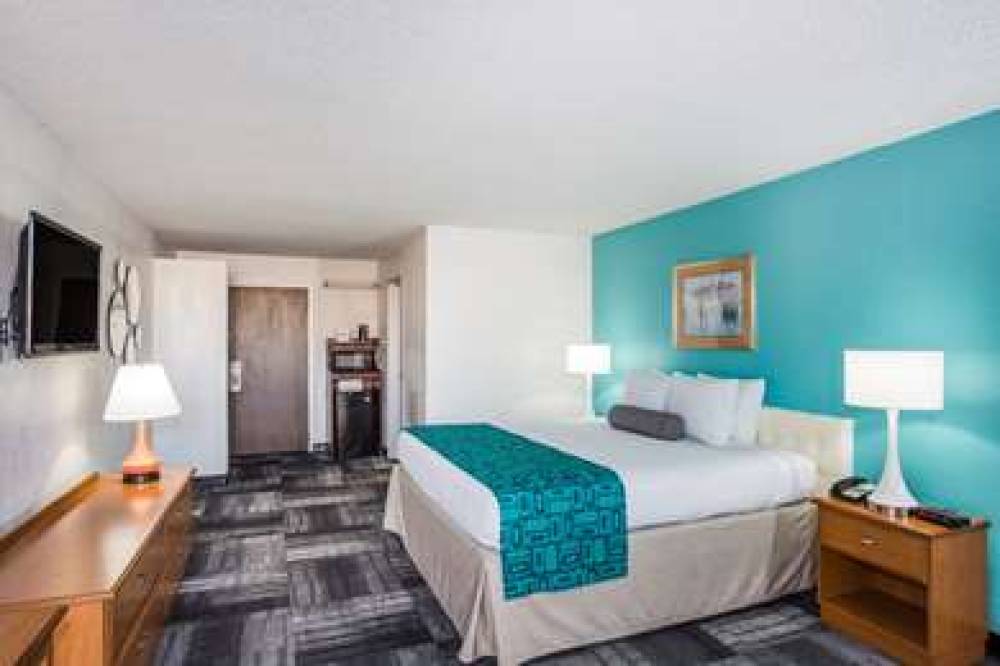 Howard Johnson By Wyndham Winter Haven FL 8