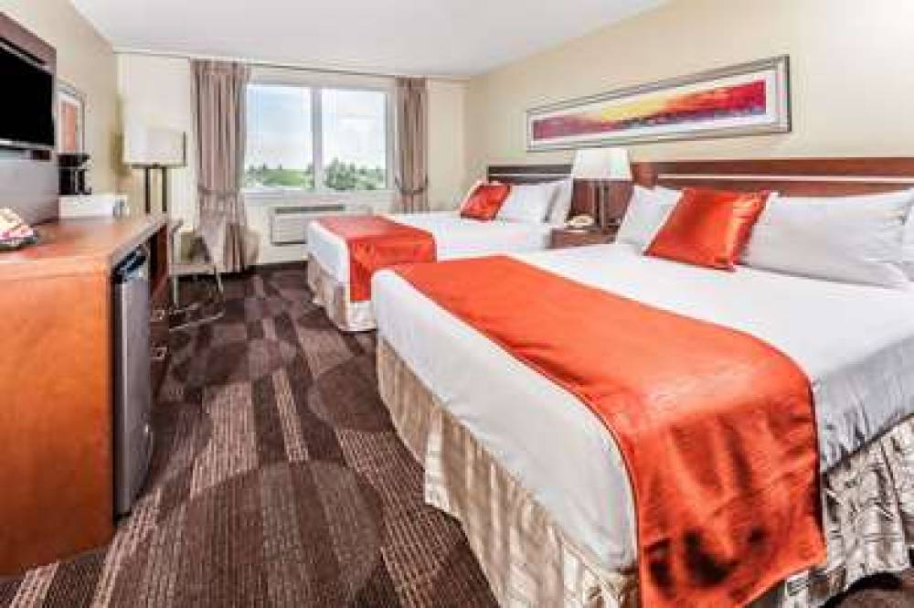 Howard Johnson Hotel By Wyndham Edmonton 5