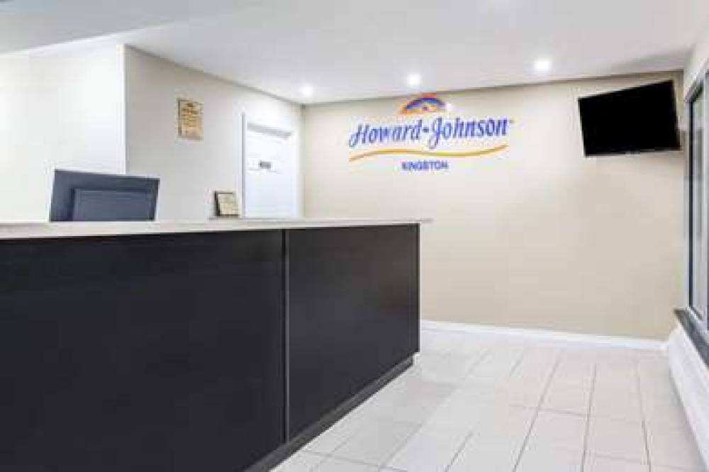 Howard Johnson Inn Kingston 3