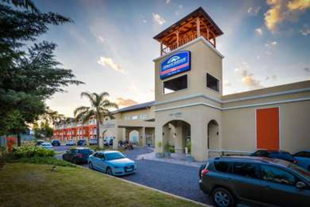 HOWARD JOHNSON VILLA CARLOS PA 3