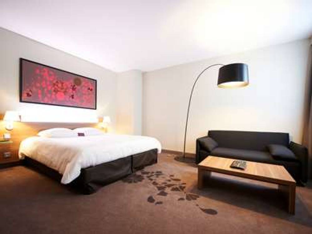 Hotel Mercure Cholet Centre 8