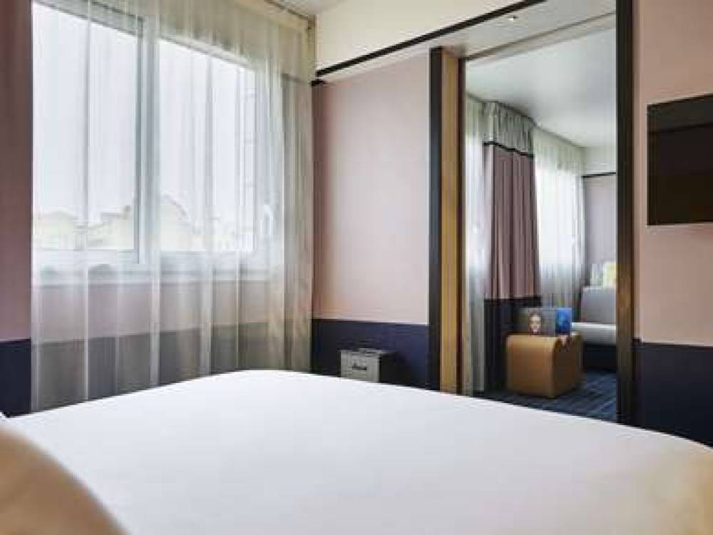 Hotel Mercure Paris 15 Porte De Versailles 9