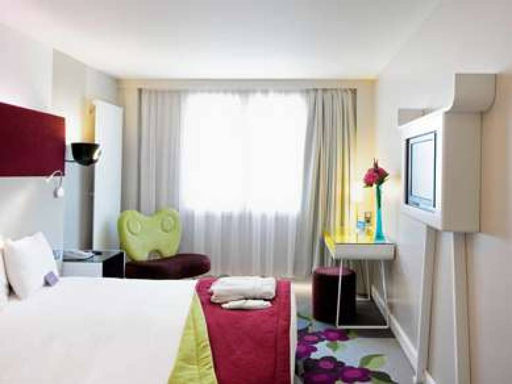 Hotel Mercure Paris Bercy Bibliotheque 3