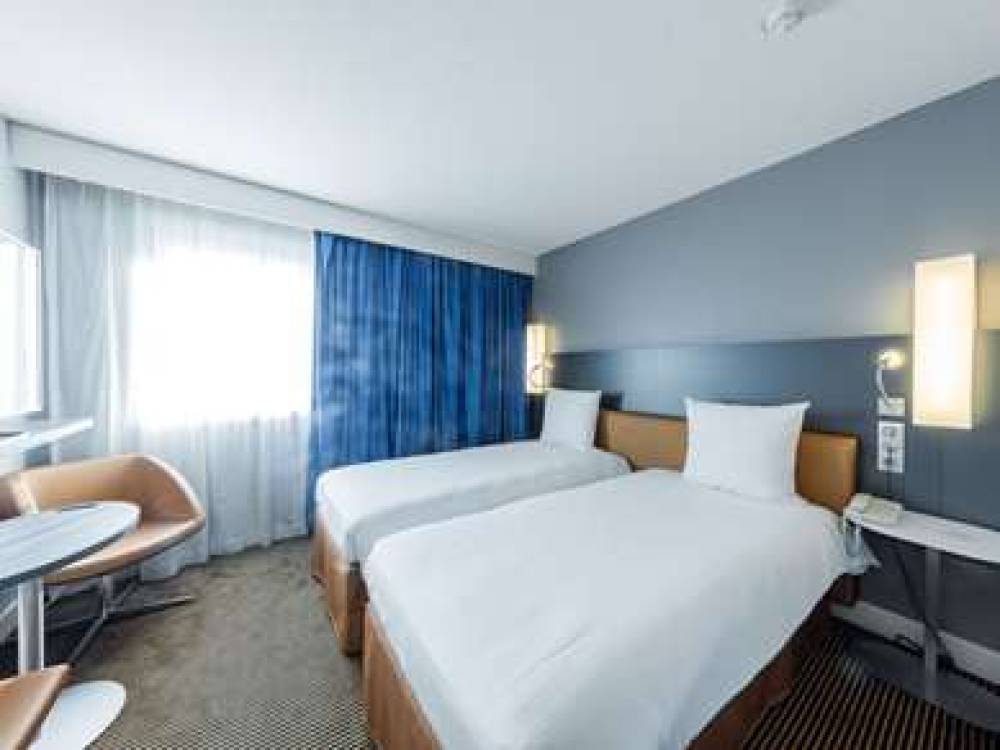 Hotel Mercure Paris Massy Gare TGV 10