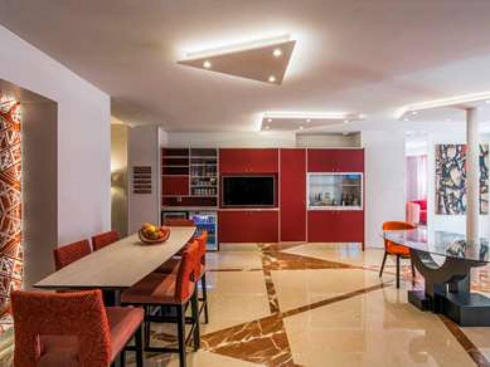 Hotel Mercure Paris Pont De Levallois Neuilly 5