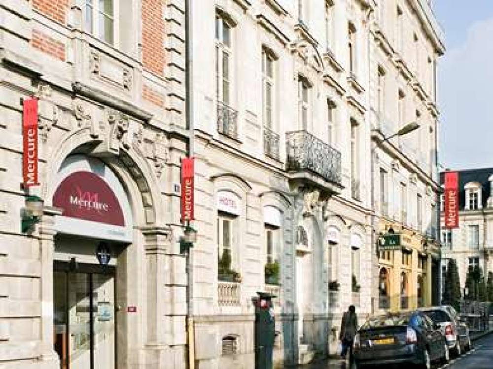 Hotel Mercure Rennes Place Bretagne 2