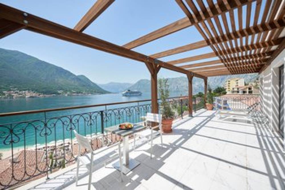 HUMA KOTOR BAY HOTEL AND VILLAS 8