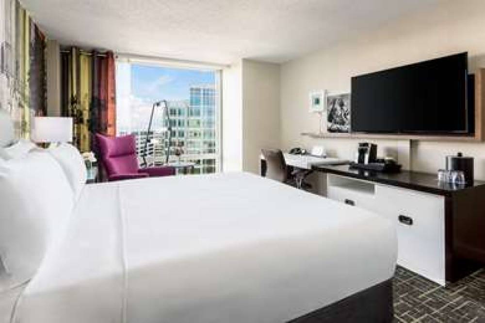 Hyatt Centric Arlington 4