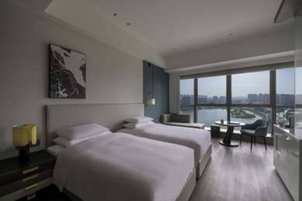 HYATT CENTRIC LAKESIDE NINGBO 5