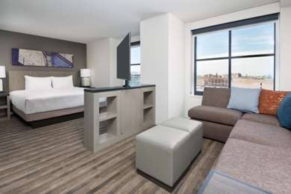 HYATT HOUSE CHICAGO WEST LOOP 6