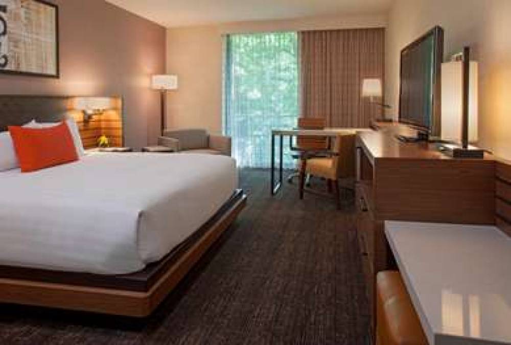 Hyatt Lodge Oak Brook 6