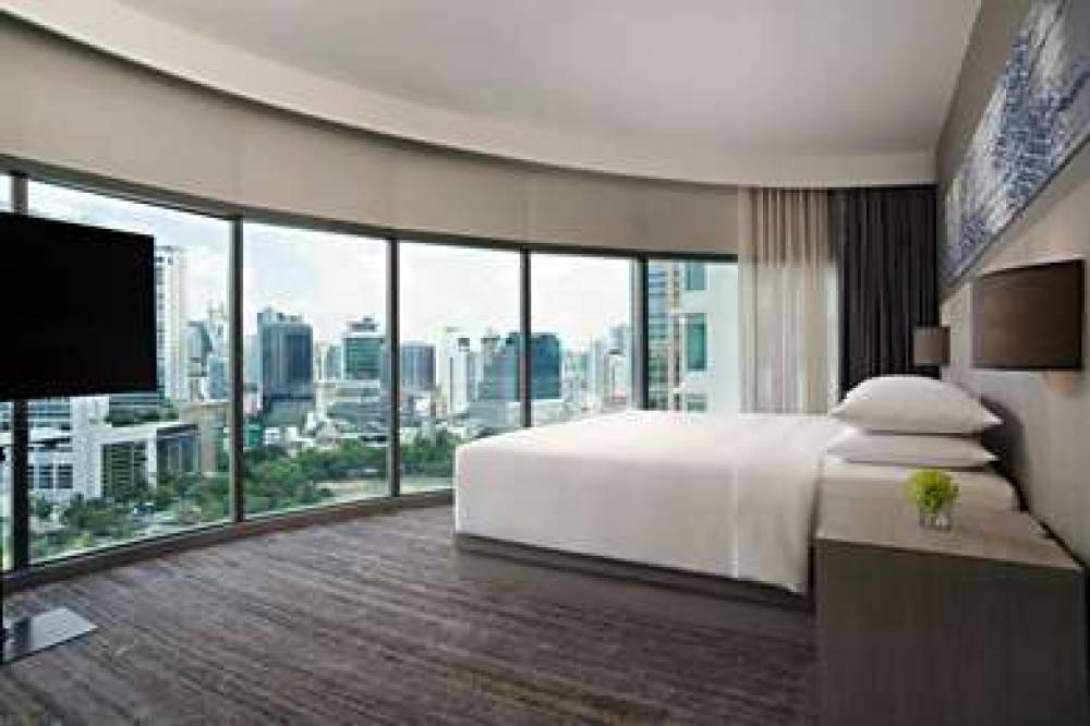 Hyatt Place Bangkok Sukhumvit 3